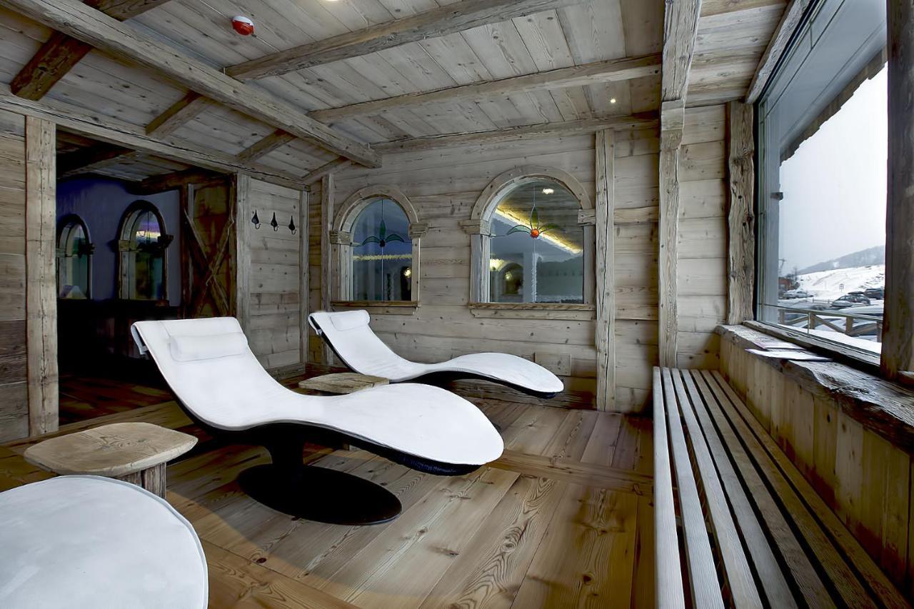 Hotel Arnika Wellness Passo San Pellegrino Exterior foto