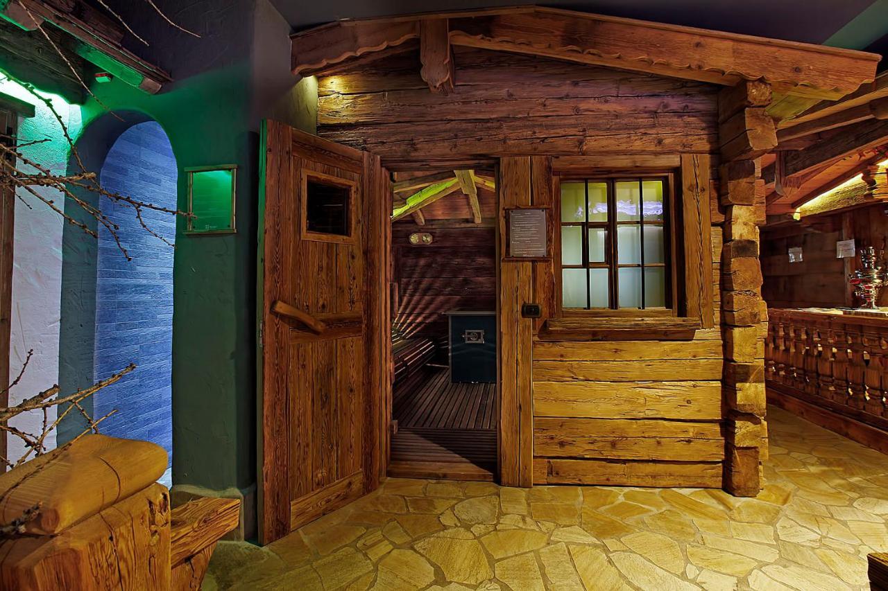 Hotel Arnika Wellness Passo San Pellegrino Exterior foto